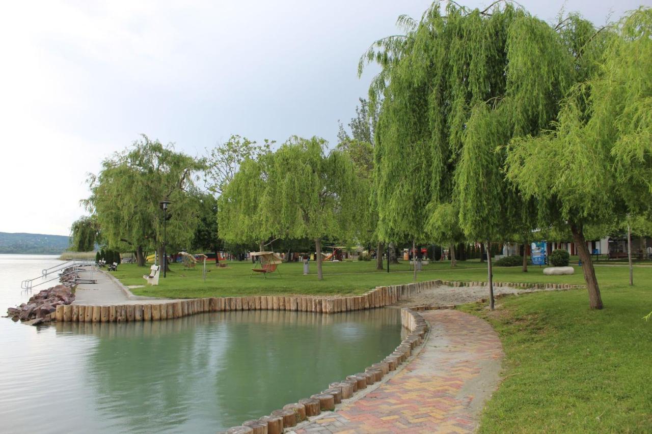 Apartament Balcsi1 Balatonfůzfő Zewnętrze zdjęcie